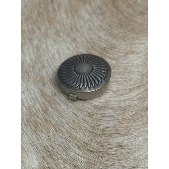 Native American Sterling Silver Concho Flower Cluster Button Cover Denim~ONE - Picture 4 of 8